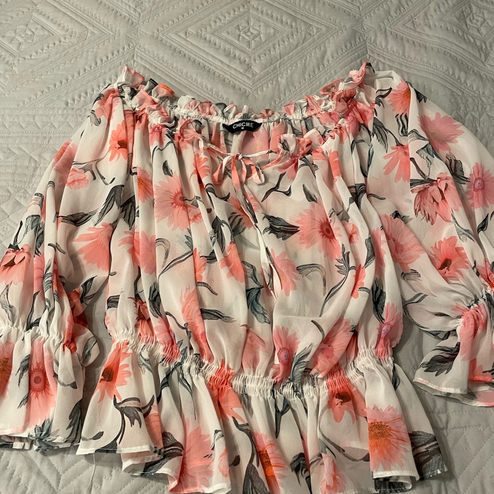 Chic Pink Sheer and White Floral Blouse with Ruffles - Picture 10 of 13